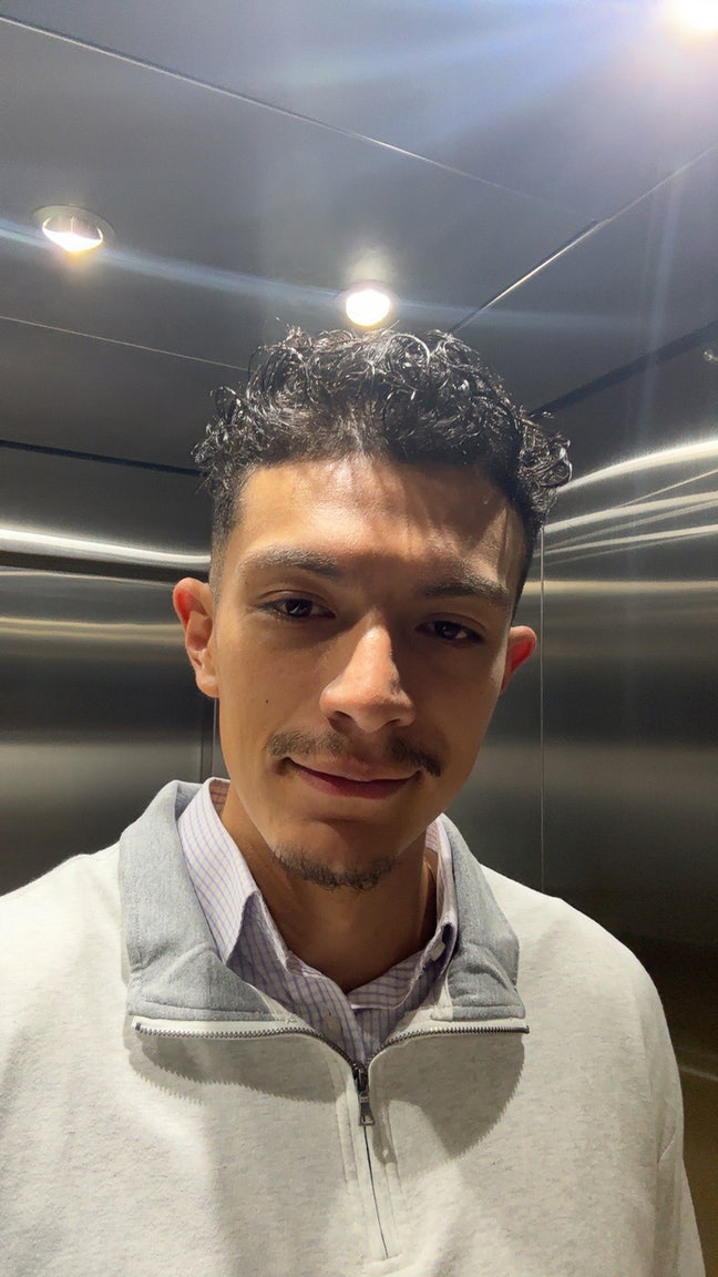 Looking for flatmates for the new year. Main Photo