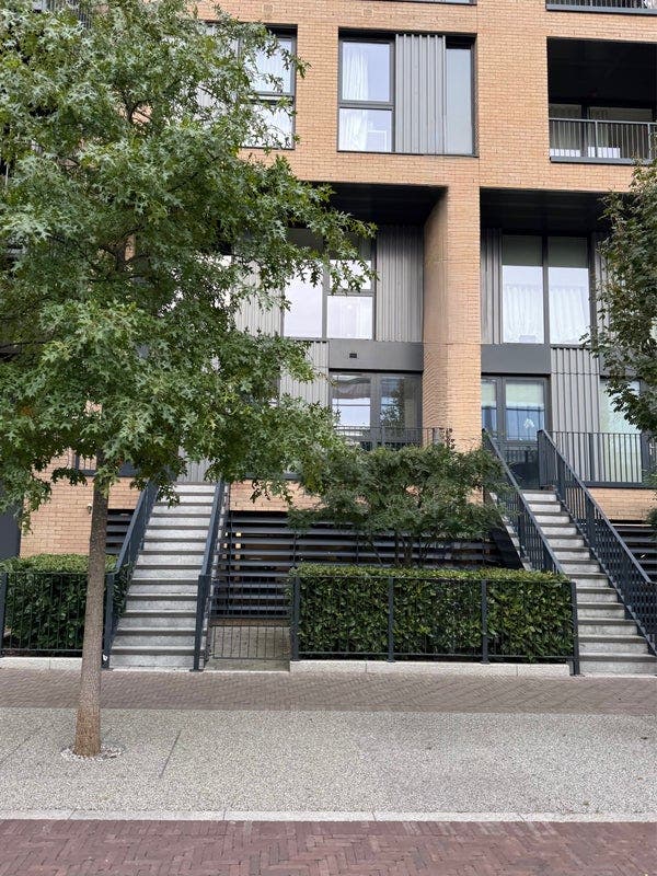 Looking for a 4th for a stunning 4bed/4WC condo Main Photo