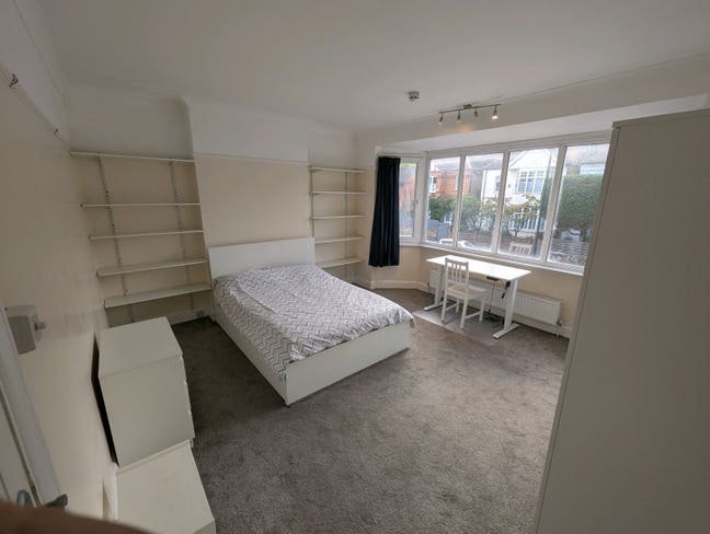 Luxury Double Room near Kew Gardens Main Photo