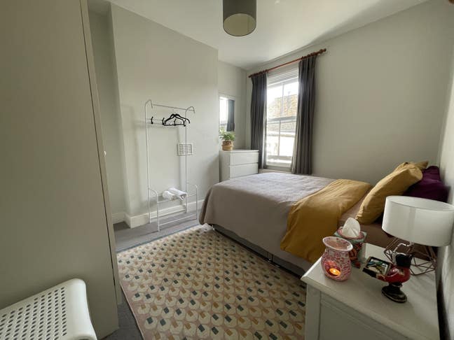 ✨ Bright Double Rooms in Fulham – Great Location Main Photo