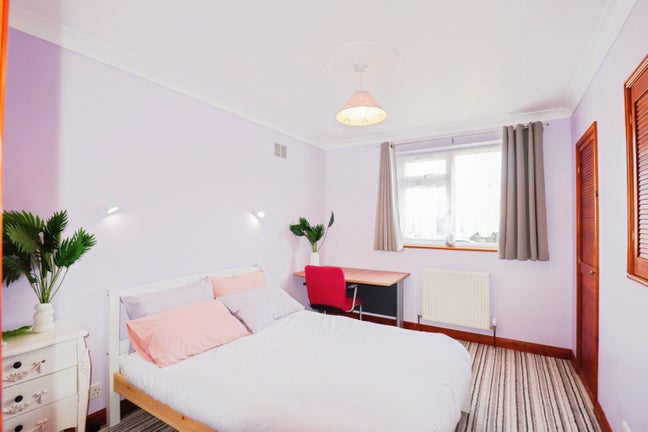 4 Bedroom House Close to Nnu and  Uea Main Photo