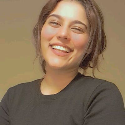 Looking for a studio Main Photo