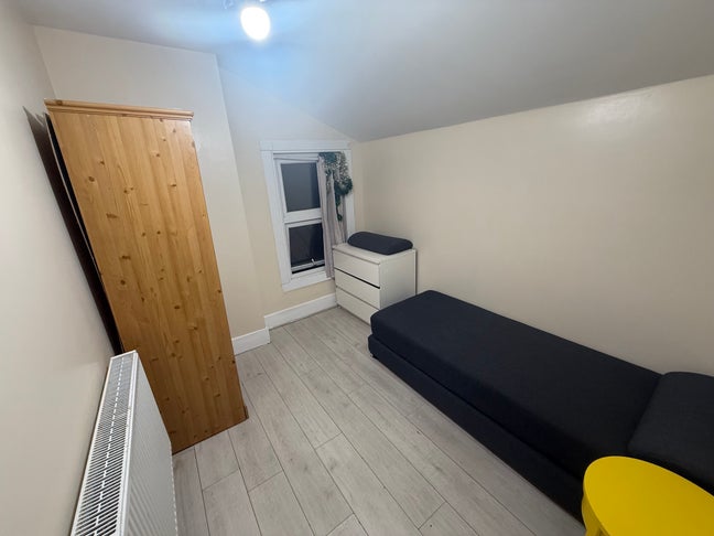 Single Room in chatham Main Photo