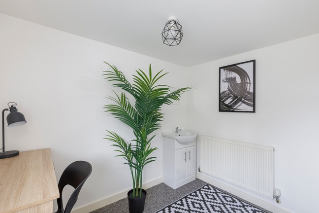 ✚ £450 1st Month | Double Room ✚ Main Photo