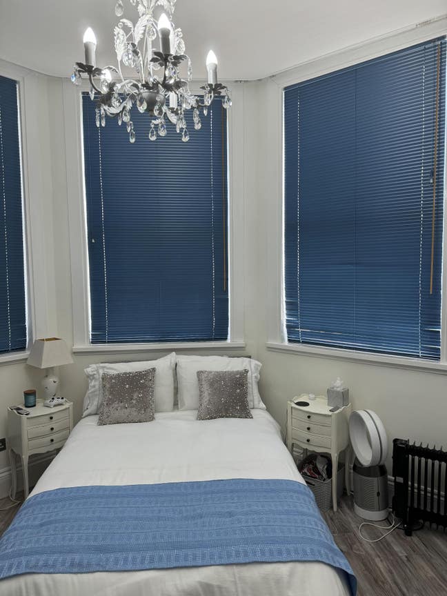 Room to rent with en-suite in luxury home Main Photo