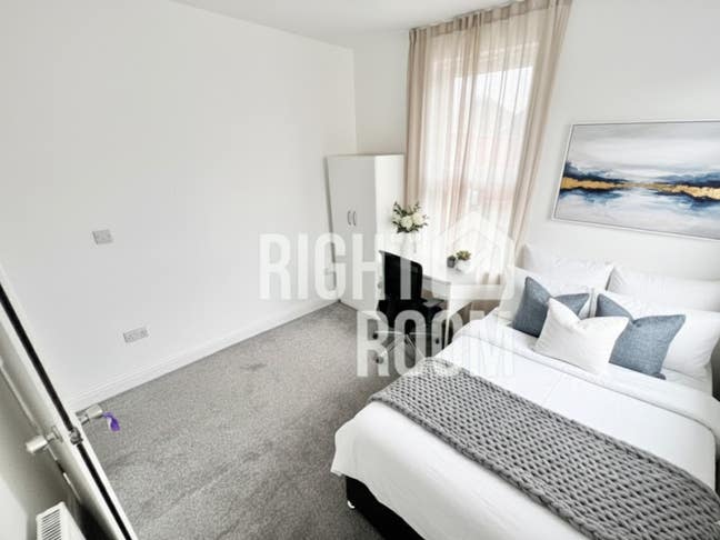 Forest Gate - Double Room - Amazing/Huge! Main Photo