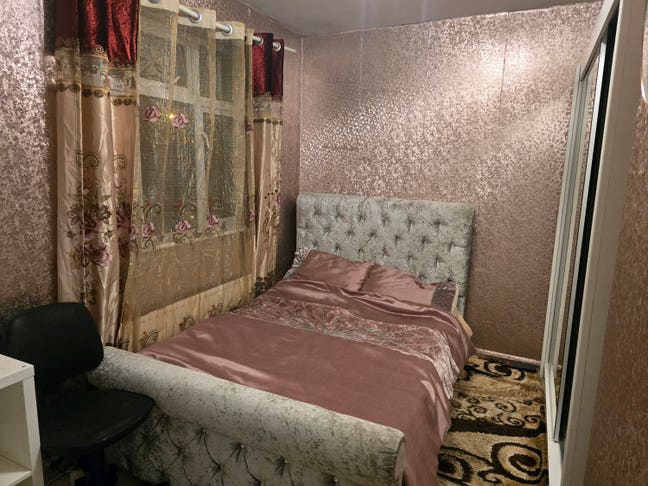 A nice bright cosy room Main Photo