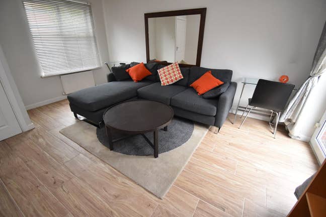 Urgent Tenant Replacement Needed Main Photo