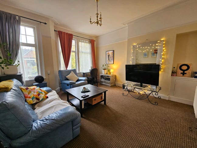 Large Double Room in Muswell Hill Main Photo