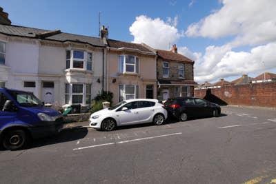 Great Sized Furnished Double Bedroom  Main Photo