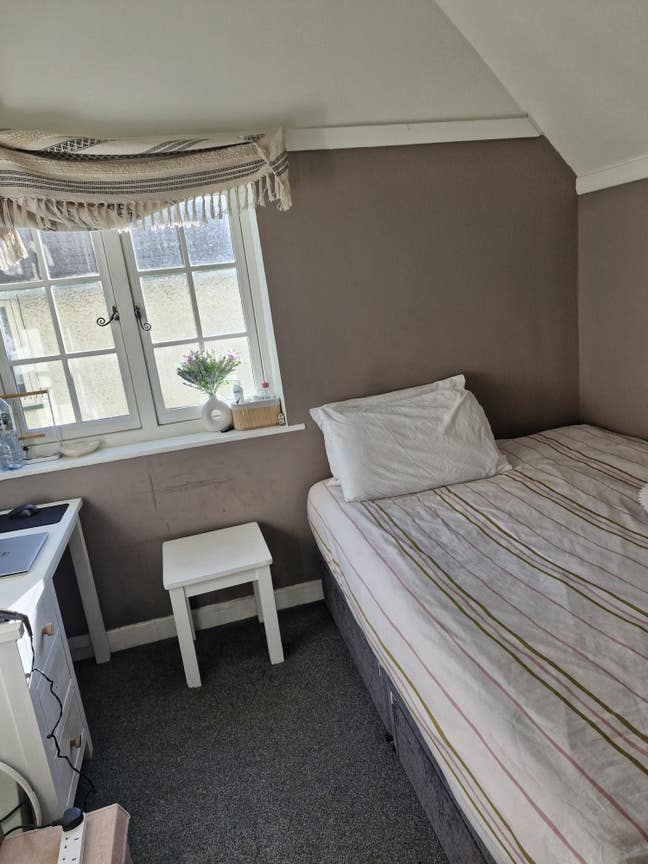 Double room furnished  Main Photo