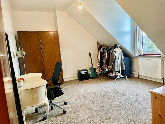 Double Room in lovely 2-bed flatshare (Crouch End) Main Photo