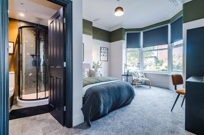 Beutiful, Spacious En-suite Rooms - LS10  Main Photo