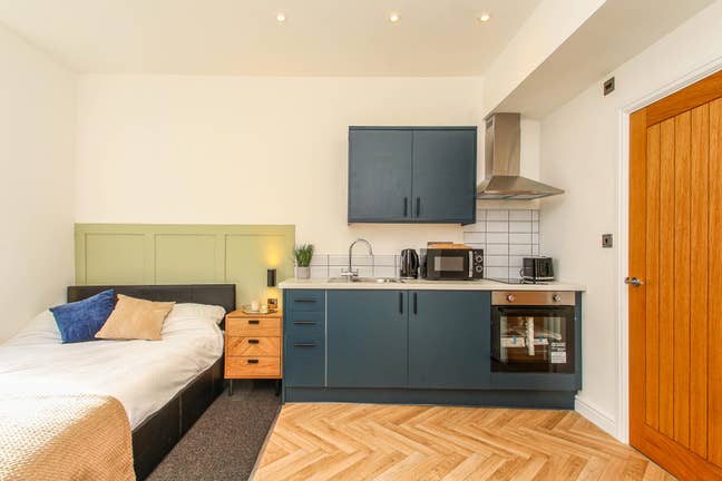 Beautifully presented, high-spec Property Main Photo