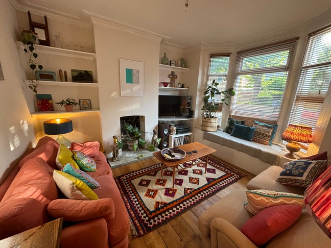 Bright, Large Room Available in Peckham  Main Photo