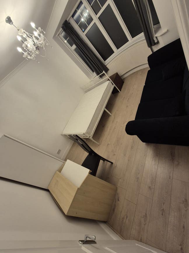 Double room for single person in West Ealing  Main Photo