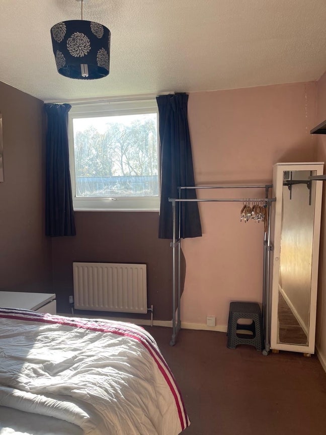Big double room for rent  Main Photo