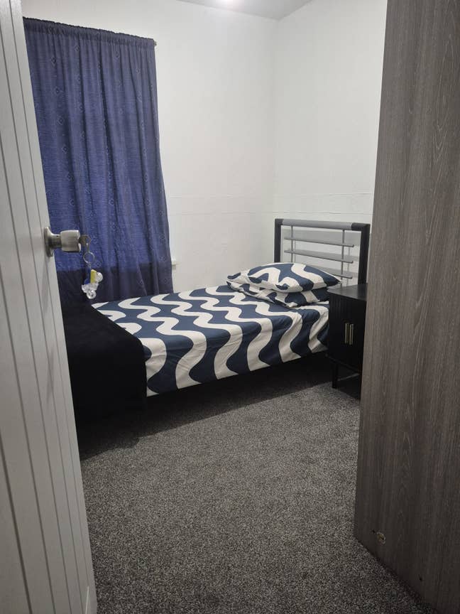  Single Room  ,Fully Furnished ,Bills Included  Main Photo