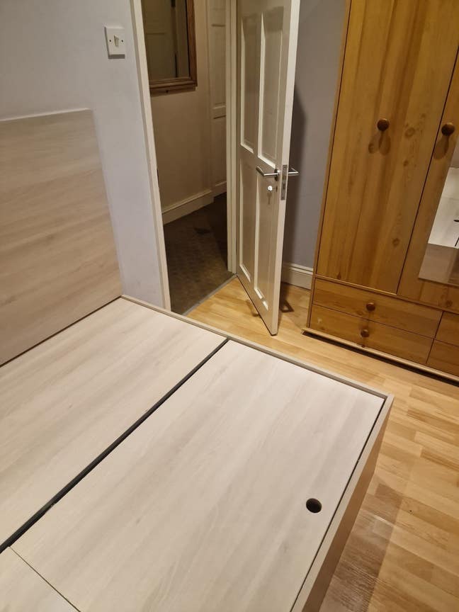 Double Room to Let - Edgware HA8 - £700 Main Photo