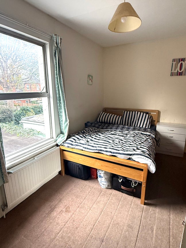 🌟 Spacious Double Room in Central Reading – Avail Main Photo
