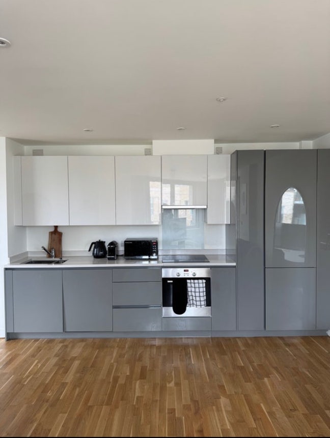 En-suite double room in 2B2B East Village Main Photo