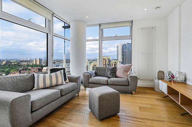 🏠 1 Bedroom Flat (Short Term) • IG1 • Aug Only Main Photo