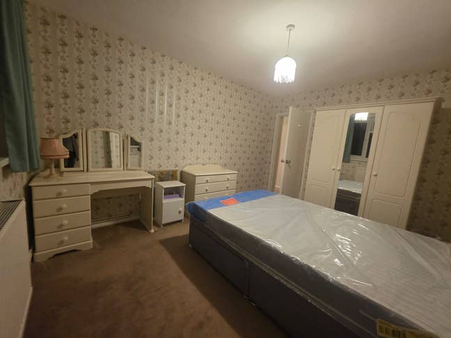 🏡 Welcome to Your New Home in Putney Heath SW15 Main Photo