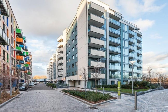 [One Month Sublet] TottenhamHale Double Room Main Photo