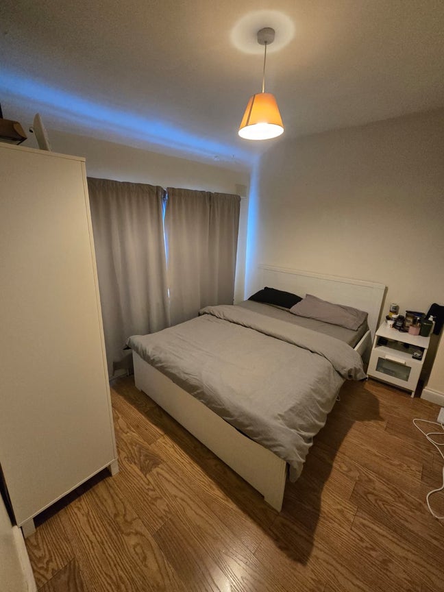 Clean 2bedroom house available by November ending Main Photo