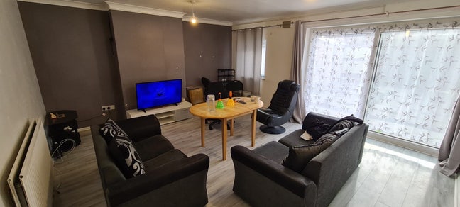 Double Rooms Available  Main Photo