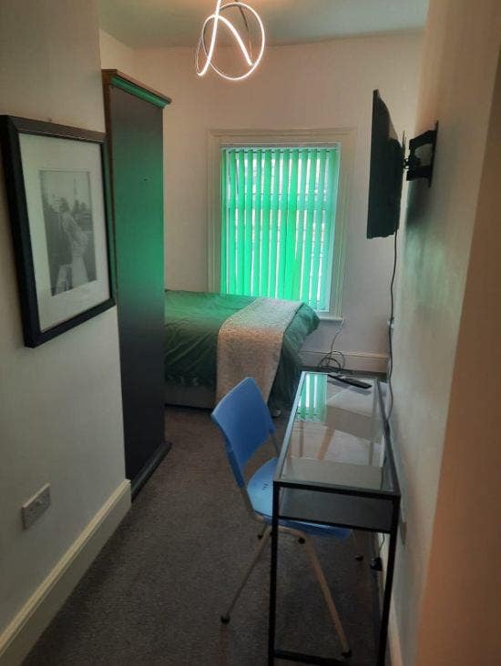 FABULOUS, Modern ensuite double room Main Photo