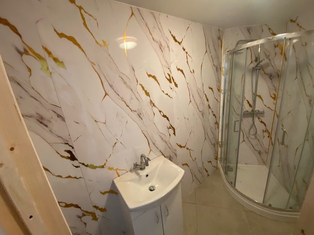 Studio flat in RM10 Main Photo