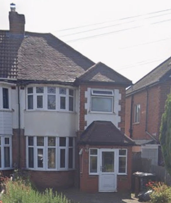 Nice Double Room Available in nice clean area Main Photo