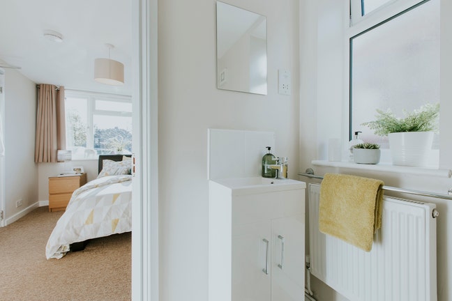 ❄️ Get Snug & Come in from the Cold ❄️  Main Photo