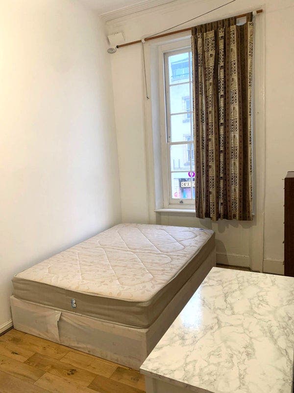 🔥🔑 Don’t Miss! Double Room Available in Deptford Main Photo