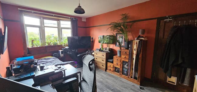 Large Double Bedroom (16.5sqm) - £675/month +Bills Main Photo
