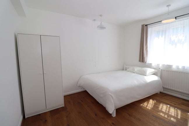 Cheap Room in Lewisham! Close to Overground! Main Photo