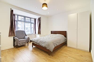 A Large Well Presented Double Room in St Albans  Main Photo