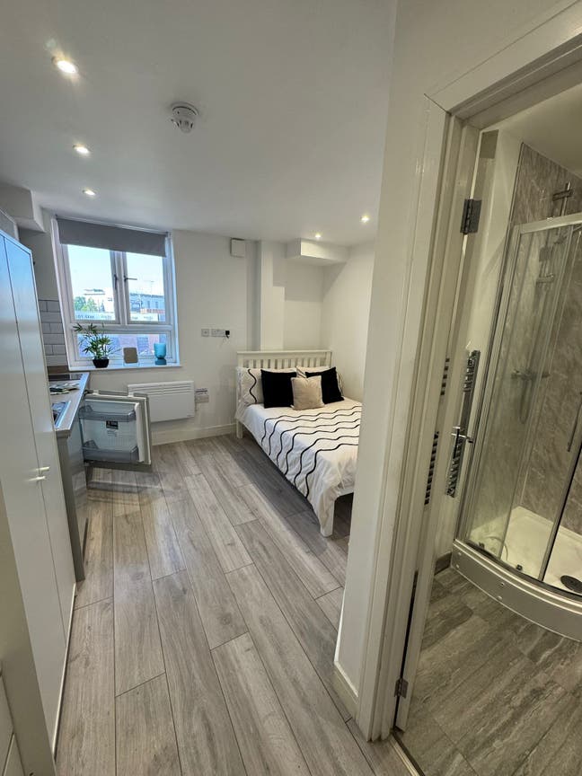 CV1 Studio 🏡 £0 Deposit🥳 All Bills Inc💸 Main Photo