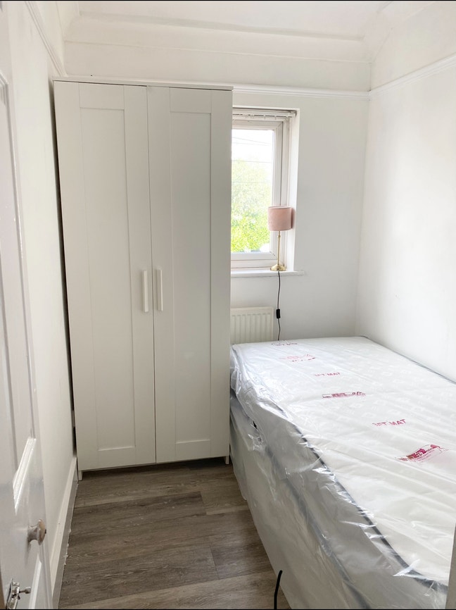 Single & Double  Main Photo