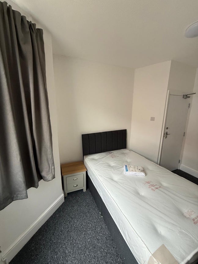 Available double room Main Photo