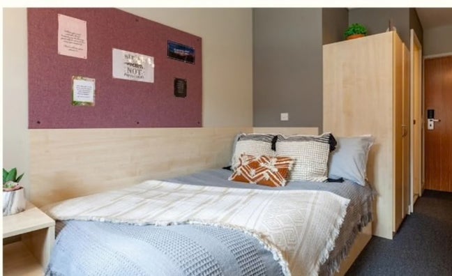 Ensuite Room Available at Calcott Ten Bronze Main Photo