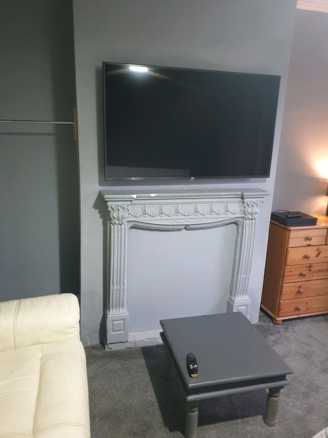 Working people preferred Main Photo