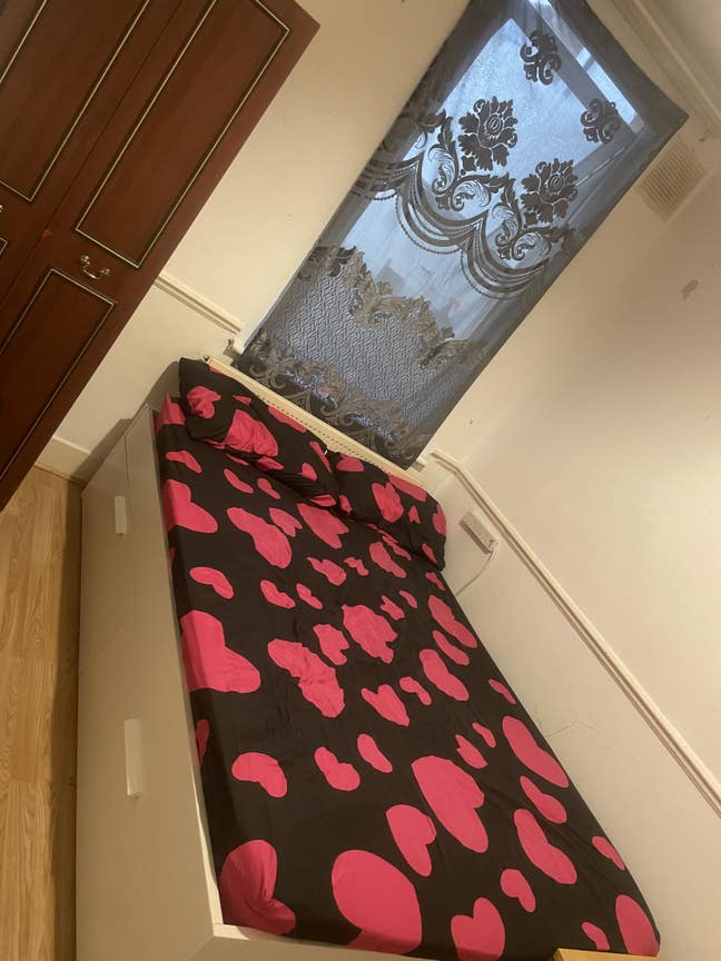 Double spacious room in leytonstone Main Photo