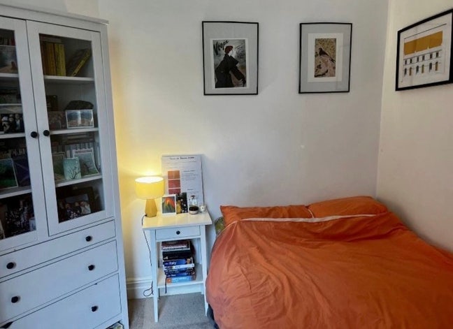 Double Room available Monday to Friday  Main Photo