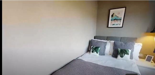 Stunning Double Room with ensuite & seating area Main Photo