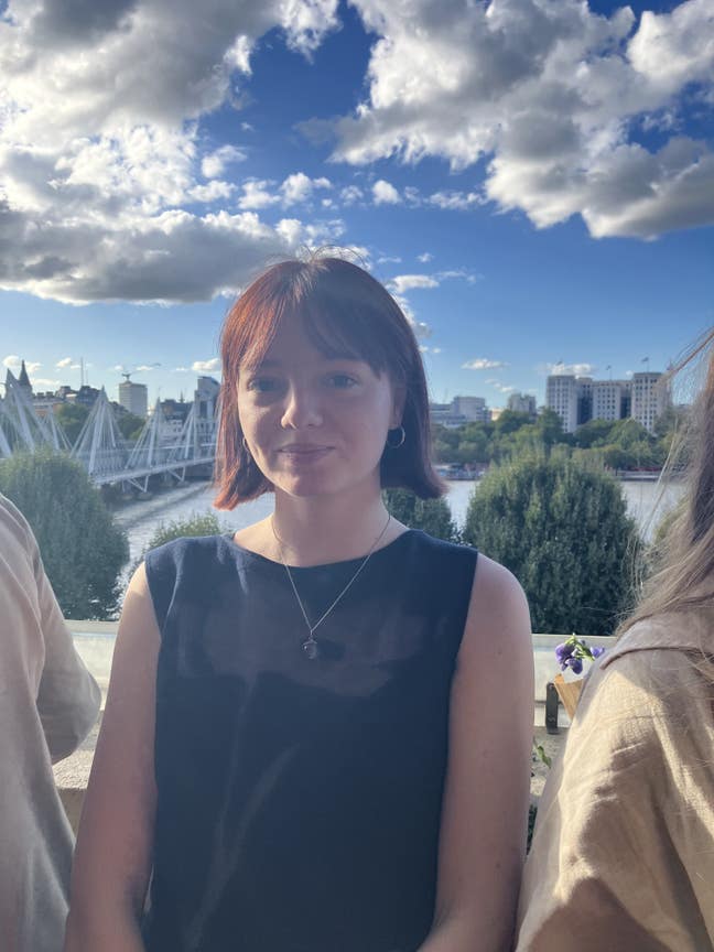 2 creative female looking to rent! Main Photo