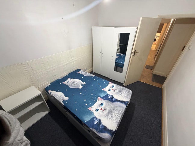 🛏️ Double Room for Single Female- Willesden Green  Main Photo