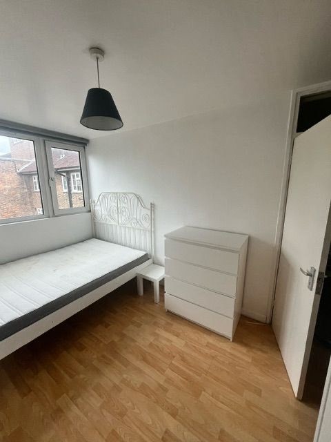 Double room Stockwell  Main Photo