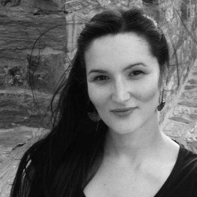 Looking for a flat share/buddy up Main Photo